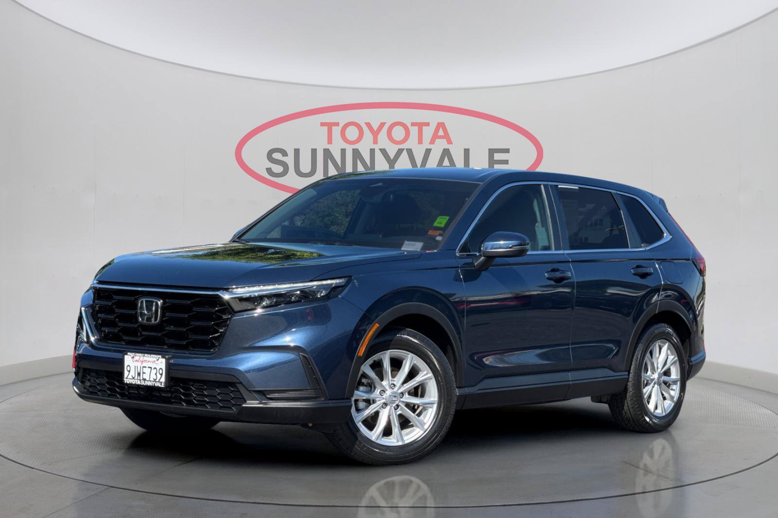 Used 2024 Honda CR-V EX image 2