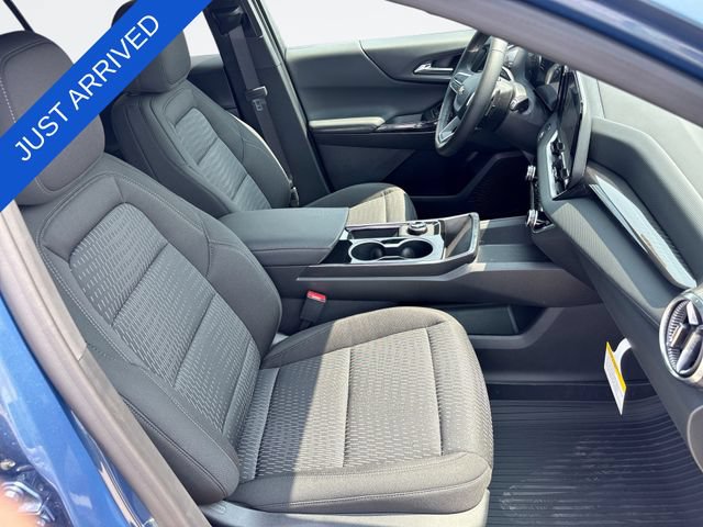 New 2026 Chevrolet Equinox LT w/ Safety and Technology Package FWD image 25
