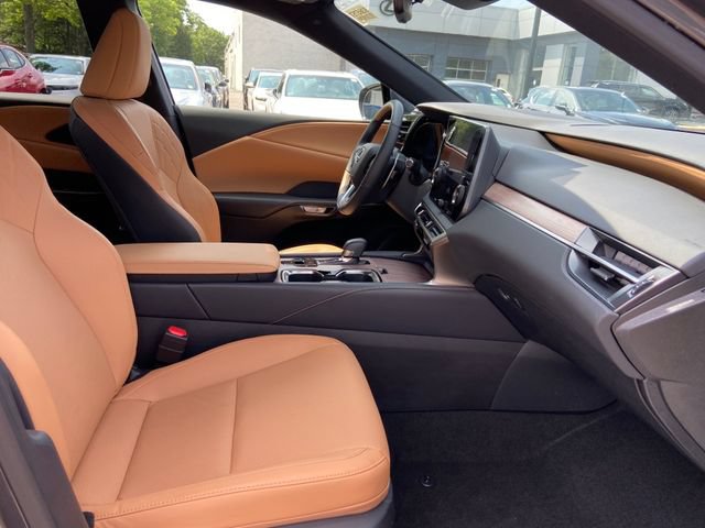 Certified 2024 Lexus RX 350h w/ Accessory Package (Z1) AWD/4WD image 24