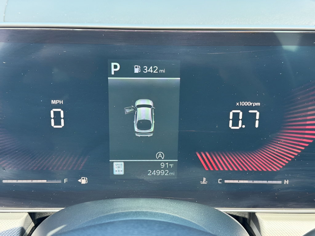 Used 2025 Kia K5 LXS FWD image 22
