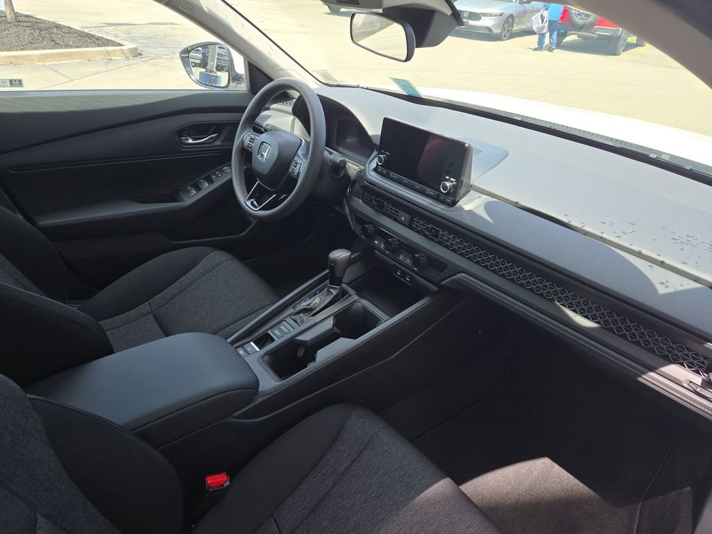 Certified 2025 Honda Accord LX image 26
