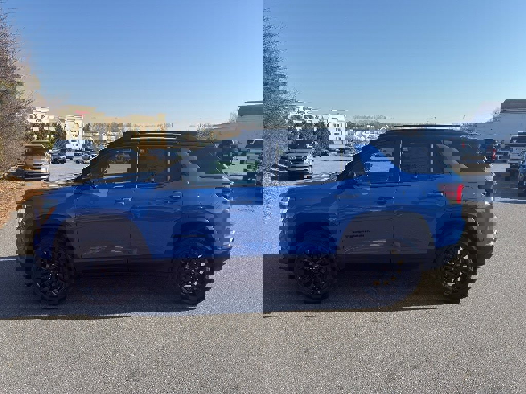 New 2026 GMC Terrain Elevation w/ Elevation Premium Package image 3