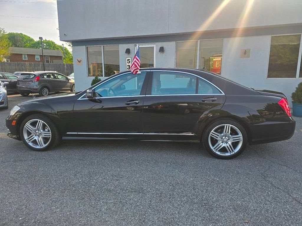 Used 2013 Mercedes-Benz S 550 4MATIC image 7