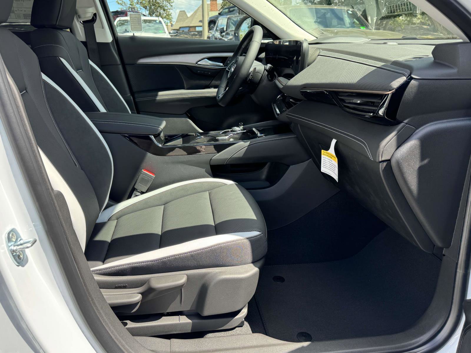 New 2025 Buick Envision Sport Touring image 12