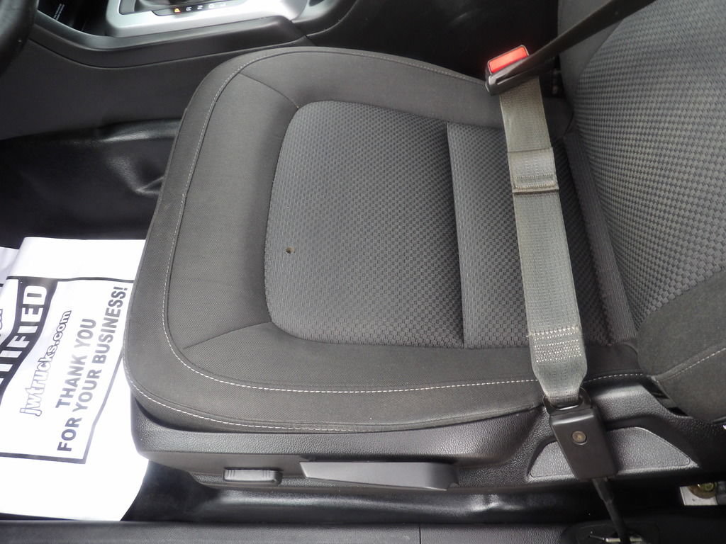 Used 2022 Chevrolet Colorado LT AWD/4WD image 18