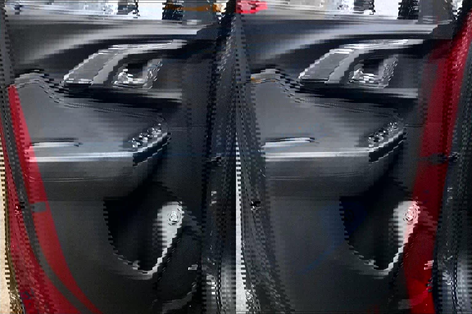 Used 2022 Chevrolet TrailBlazer RS w/ Sun and Liftgate Package image 25