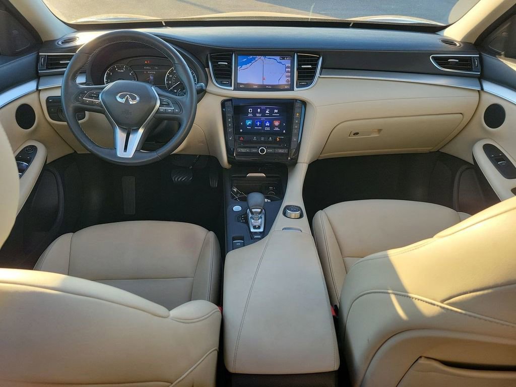 Used 2019 INFINITI QX50 Luxe w/ Navigation Package image 19
