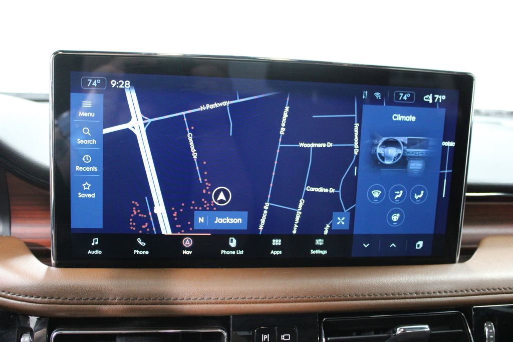 Used 2022 Lincoln Nautilus Reserve w/ Monochromatic Package image 51