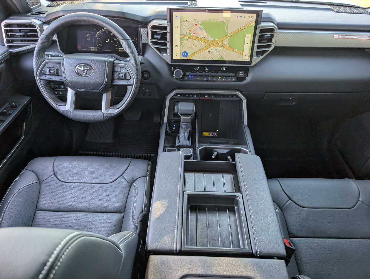 Used 2026 Toyota Tundra Limited AWD/4WD image 9
