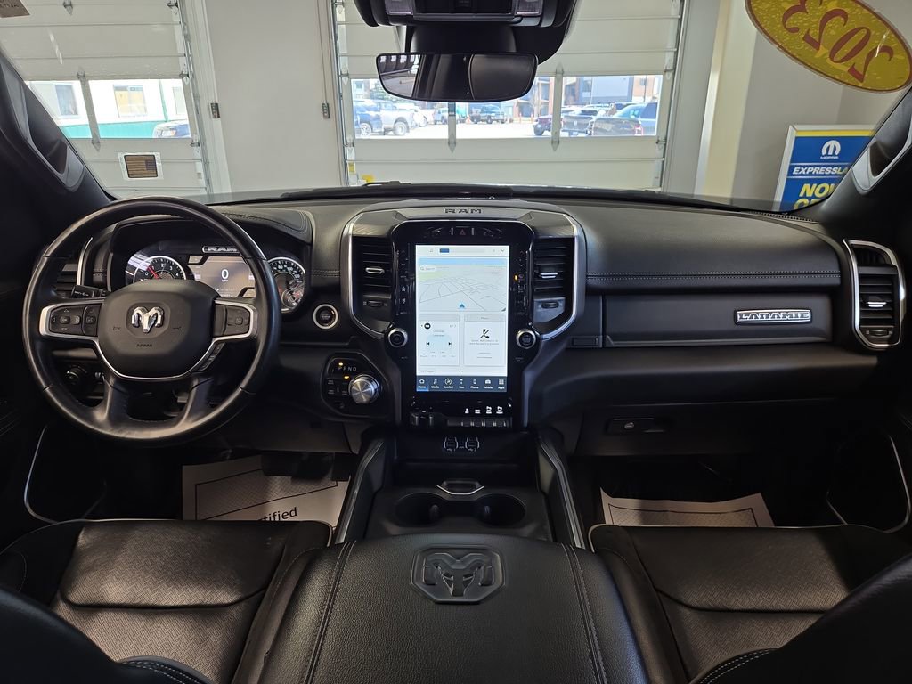 Used 2023 RAM 1500 Laramie AWD/4WD image 18
