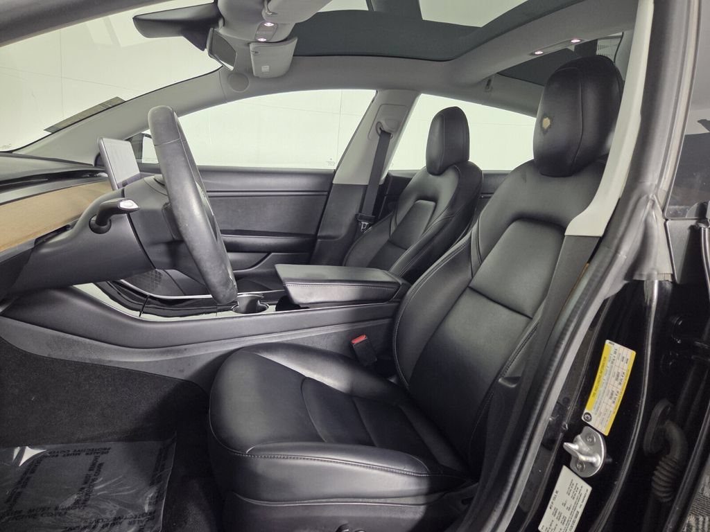 Used 2020 Tesla Model 3 Long Range AWD/4WD image 9