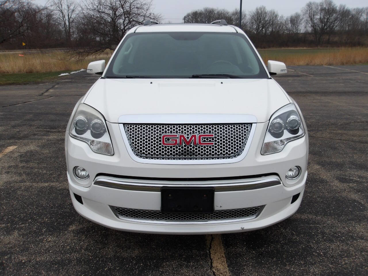 Used 2011 GMC Acadia Denali image 3