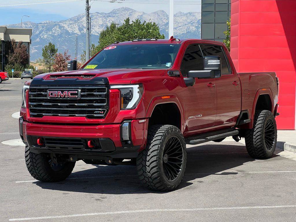Used 2024 GMC Sierra 2500 AT4 w/ AT4 Preferred Package image 6