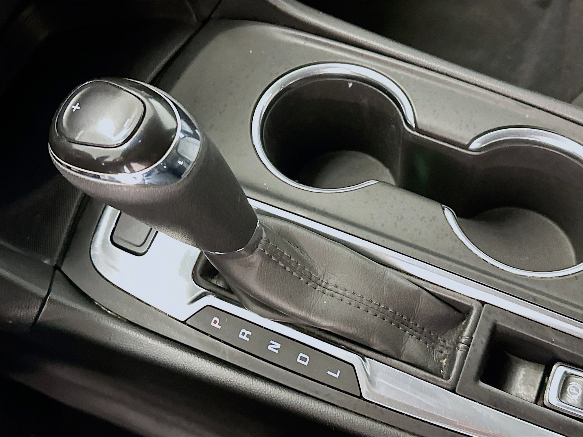 Used 2018 Chevrolet Equinox LS image 25