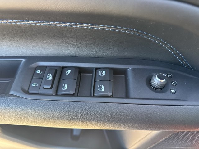 New 2026 Jeep Compass Latitude AWD/4WD image 9
