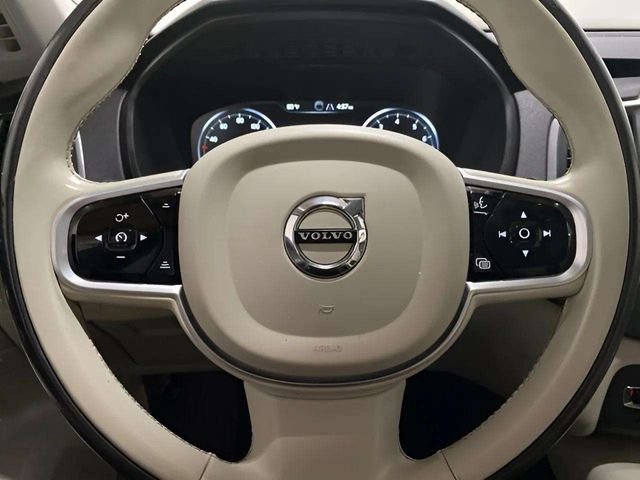 Used 2020 Volvo XC90 T5 Momentum image 59