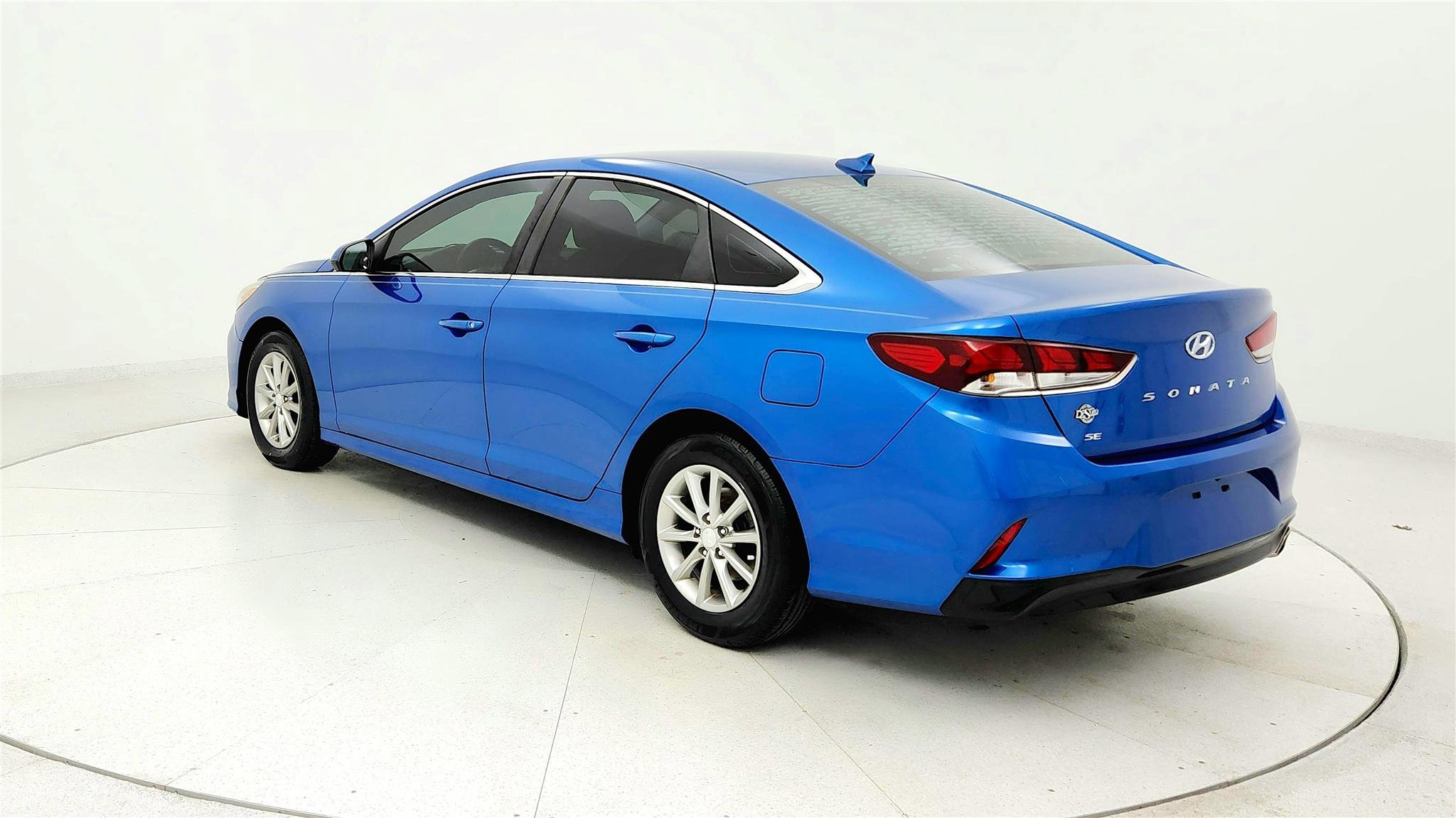 Used 2019 Hyundai Sonata SE image 3