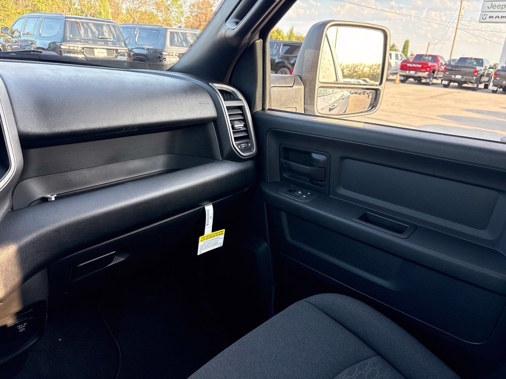 New 2027 RAM 3500 Tradesman AWD/4WD image 6