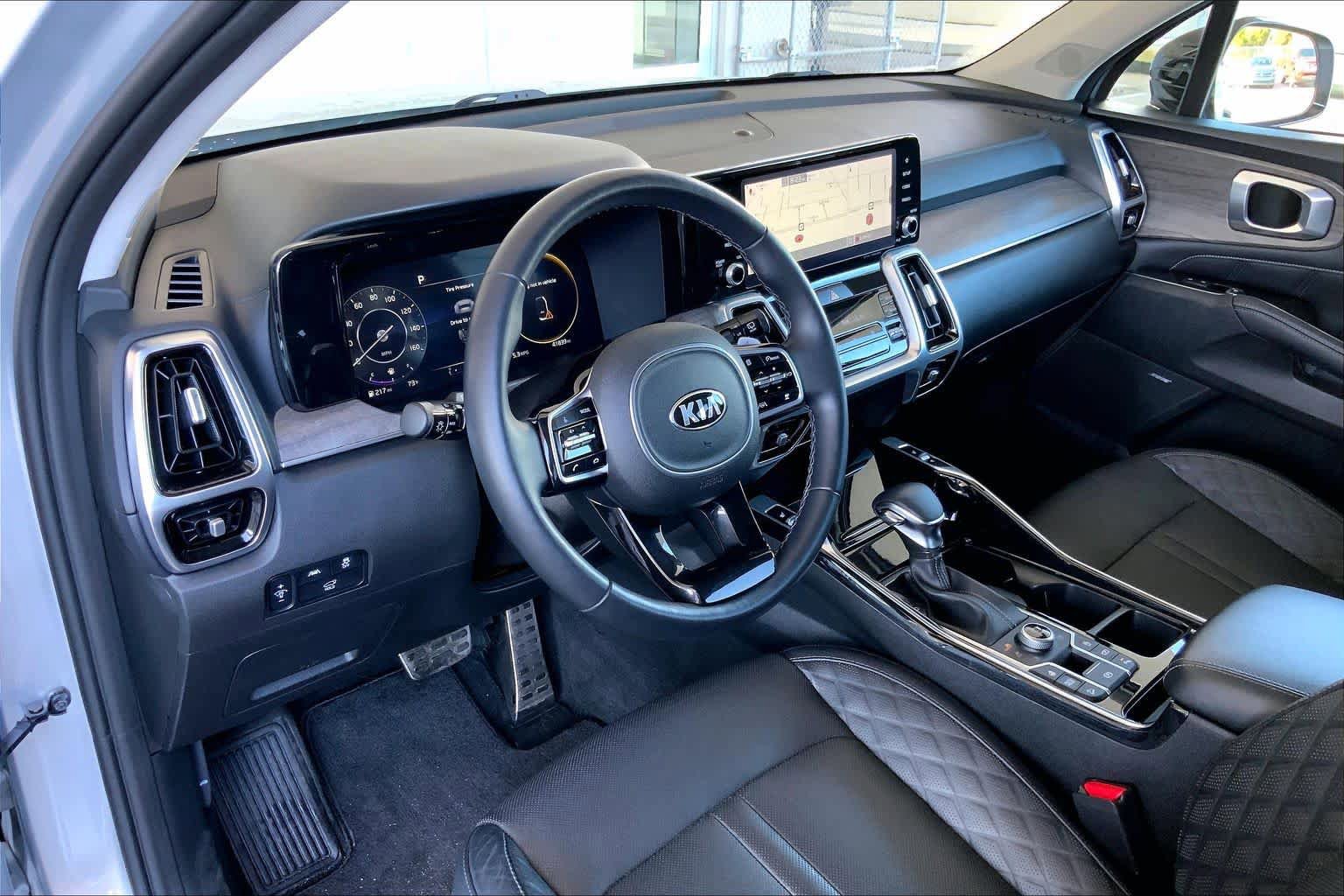 Used 2021 Kia Sorento SX Prestige image 18