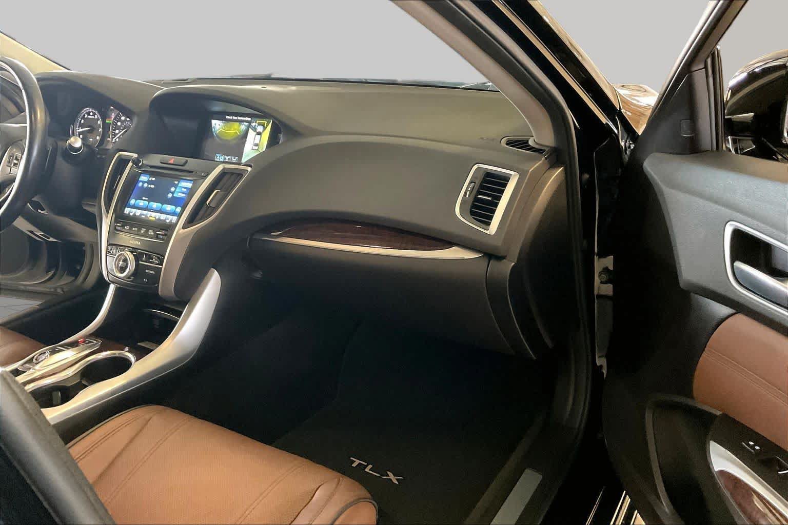 Used 2018 Acura TLX V6 w/ Advance Package FWD image 16