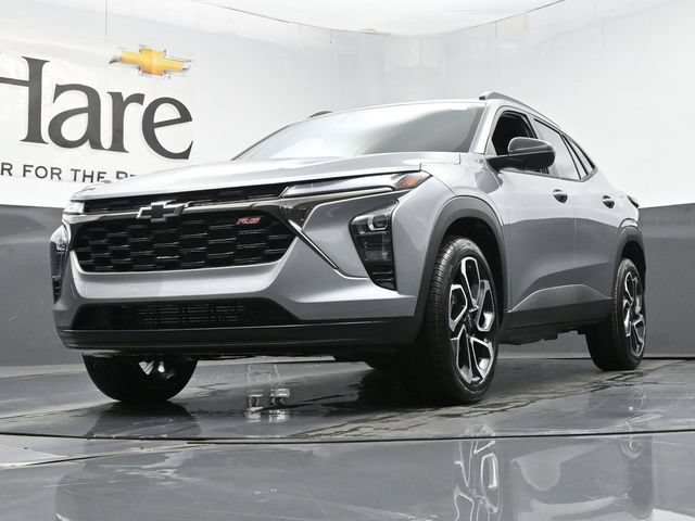 New 2026 Chevrolet Trax RS w/ Sunroof Package FWD image 4