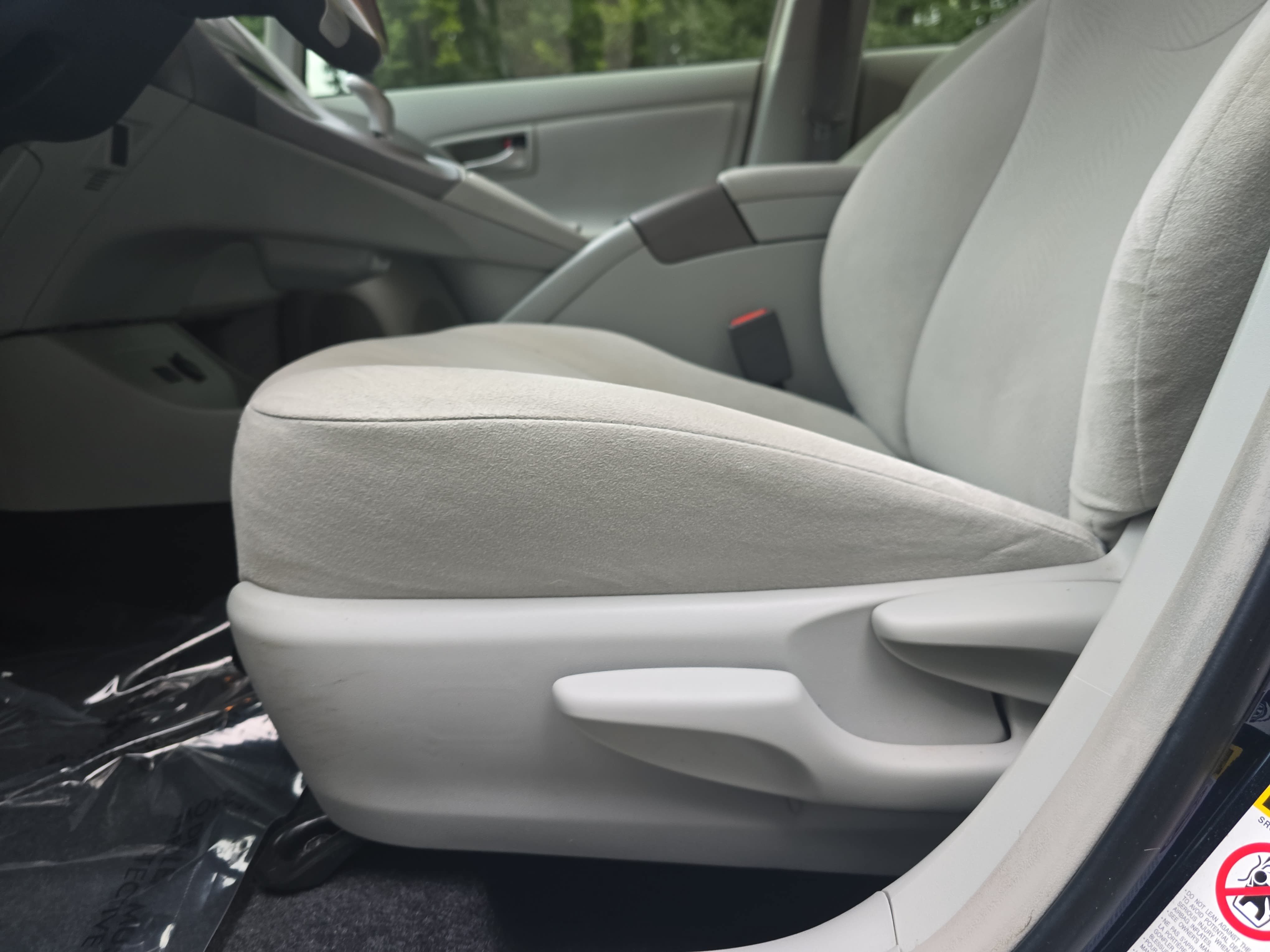 Used 2015 Toyota Prius Two FWD image 27