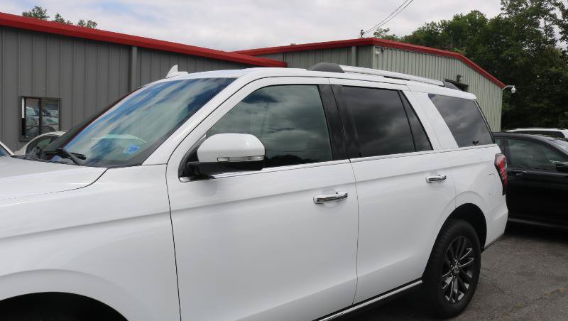Used 2020 Ford Expedition Limited RWD image 4