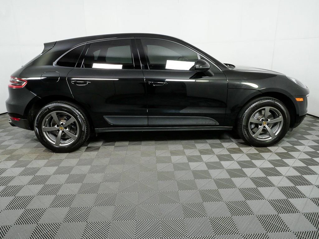 Used 2017 Porsche Macan AWD image 27