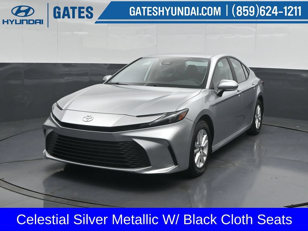 Used 2025 Toyota Camry LE FWD image 6