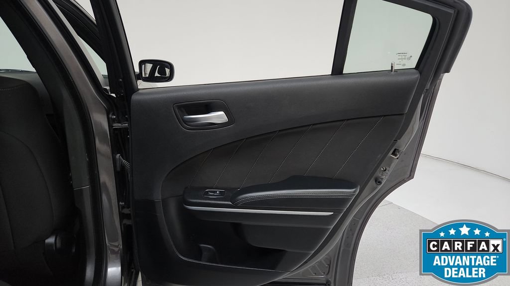 Used 2022 Dodge Charger SXT RWD image 22