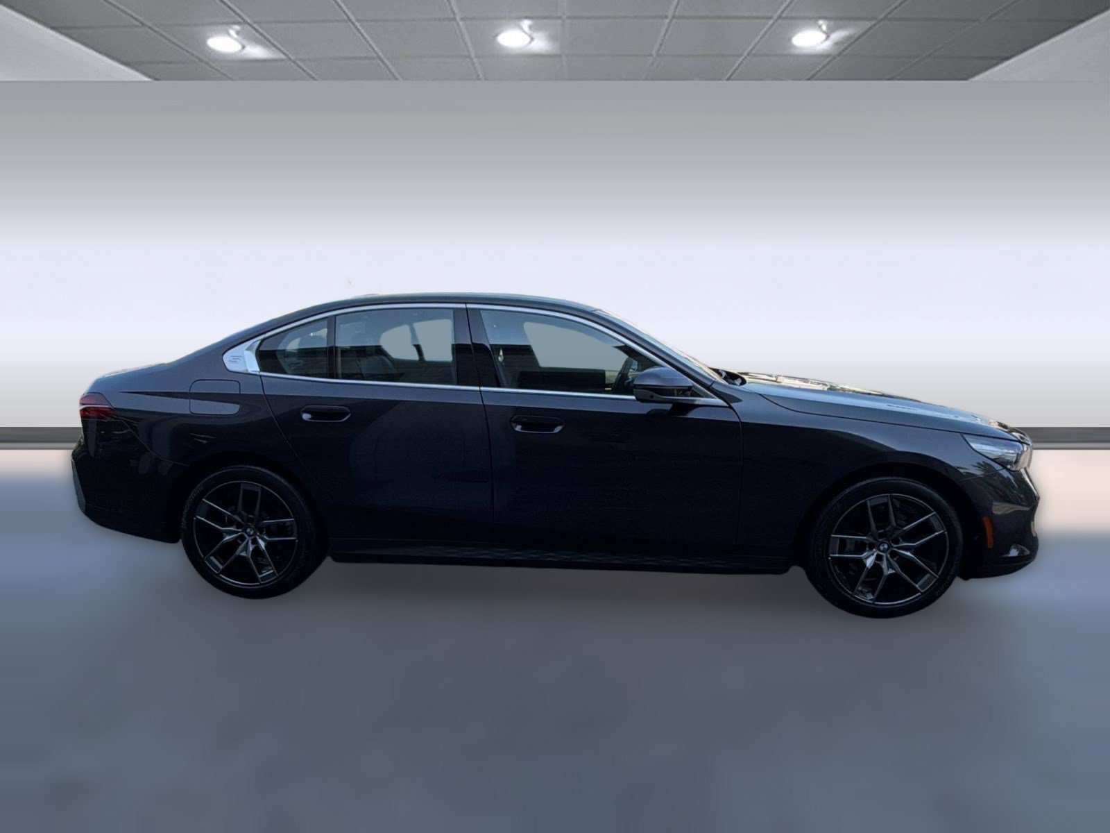 Used 2026 BMW 530i RWD image 8