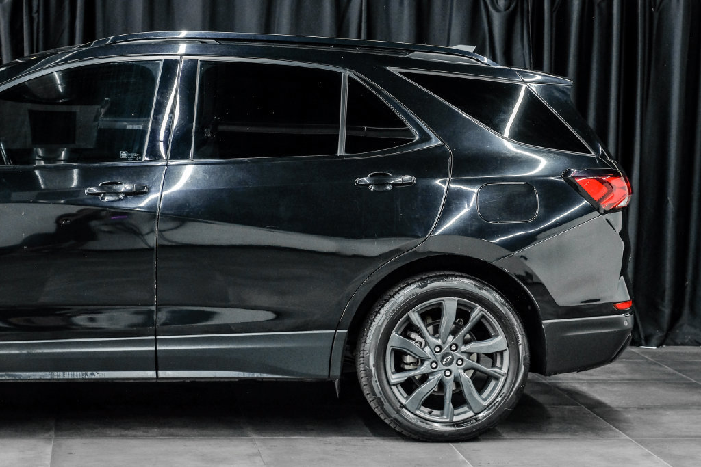 Used 2022 Chevrolet Equinox RS w/ Infotainment Package FWD image 13