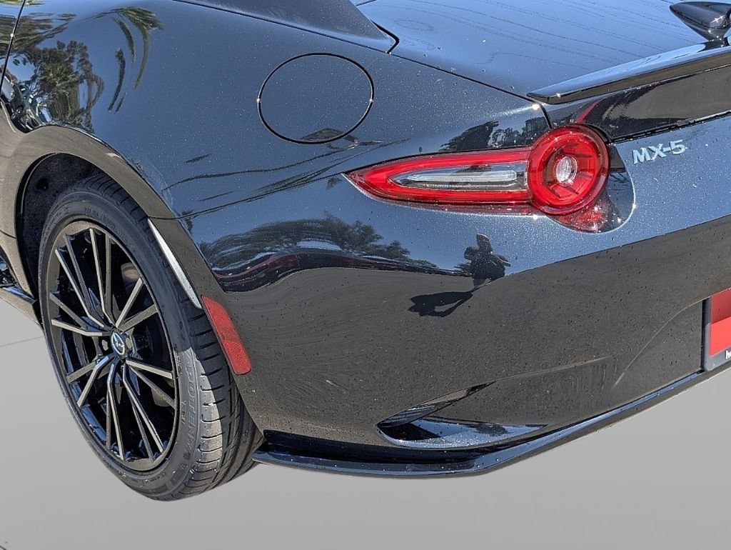 New 2026 MAZDA MX-5 Miata RF Grand Touring w/ Appearance Package RWD image 13