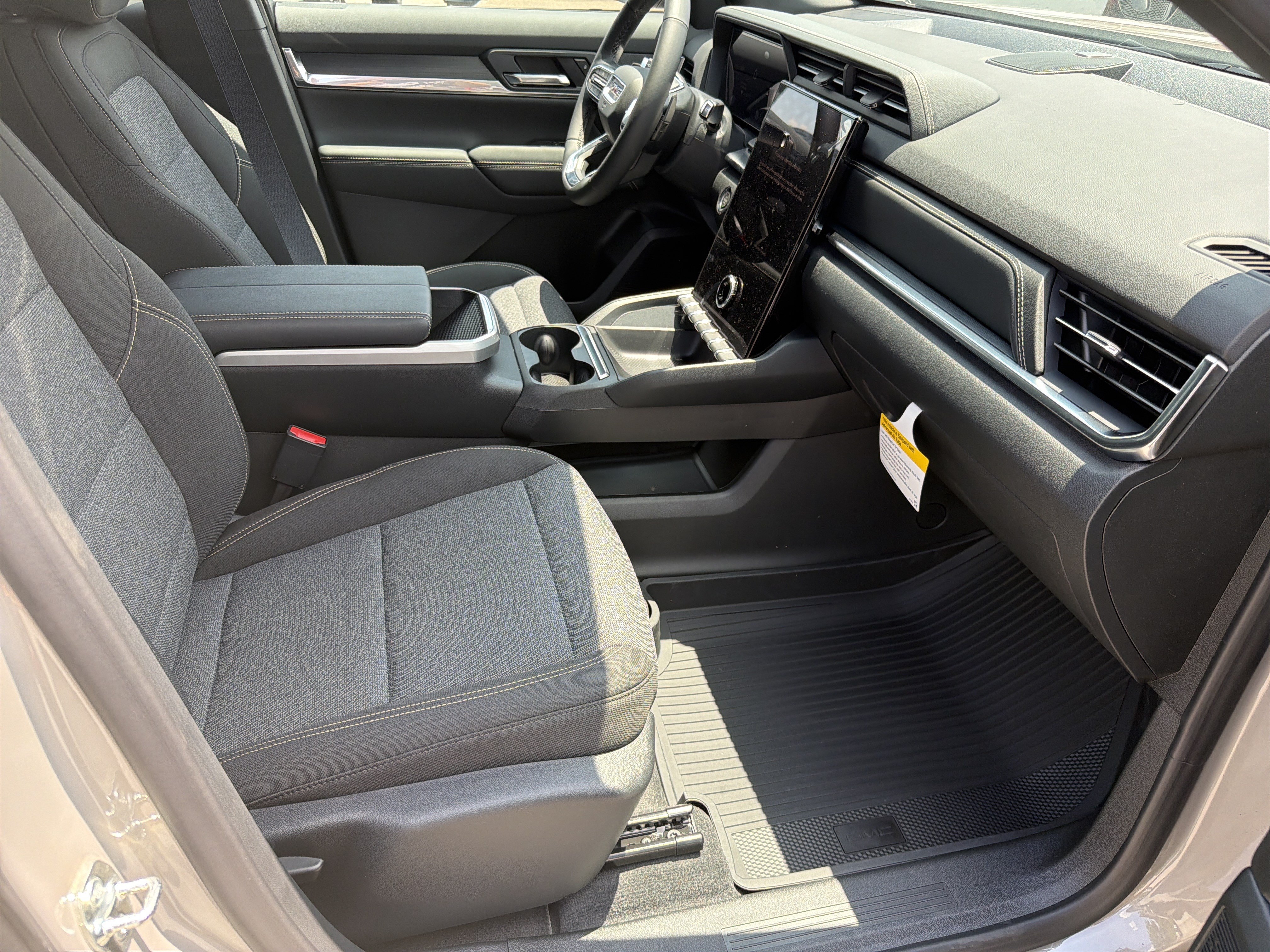 New 2026 GMC Terrain Elevation w/ LPO, Floor Liner Package FWD image 14