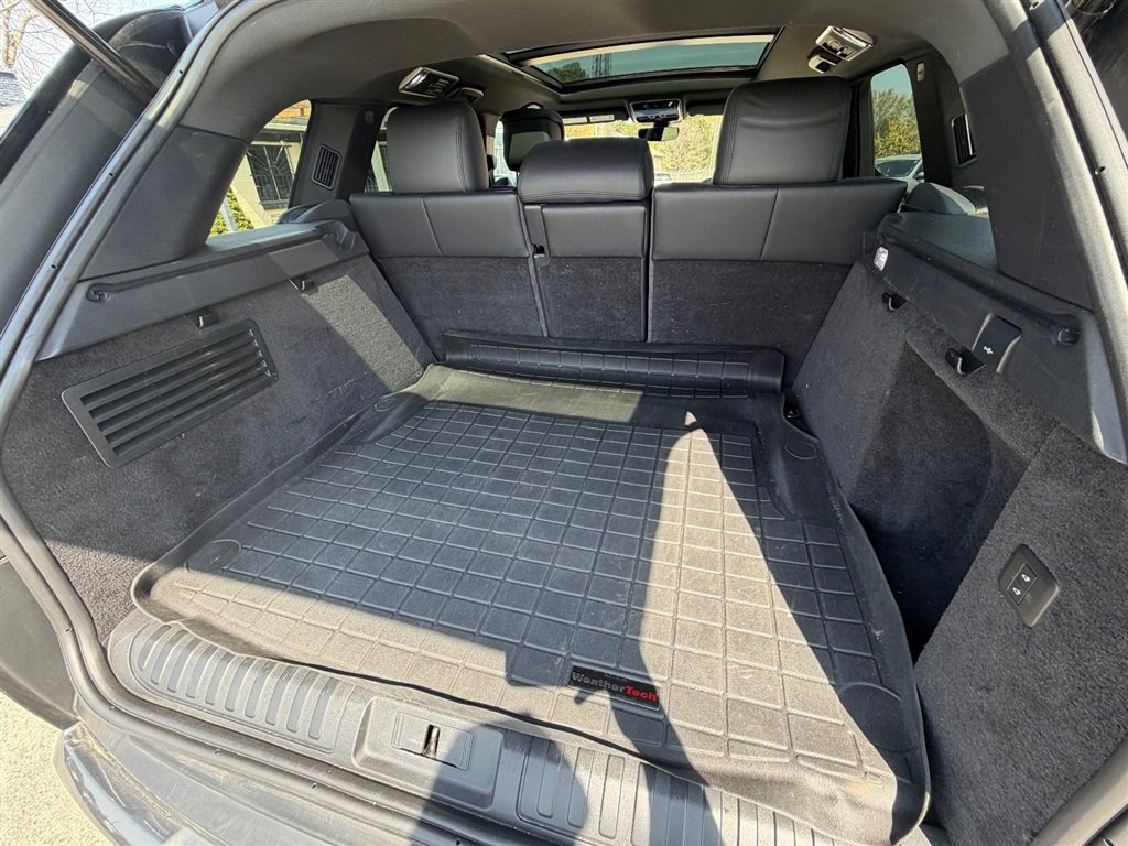 Used 2018 Land Rover Range Rover Sport HSE image 17