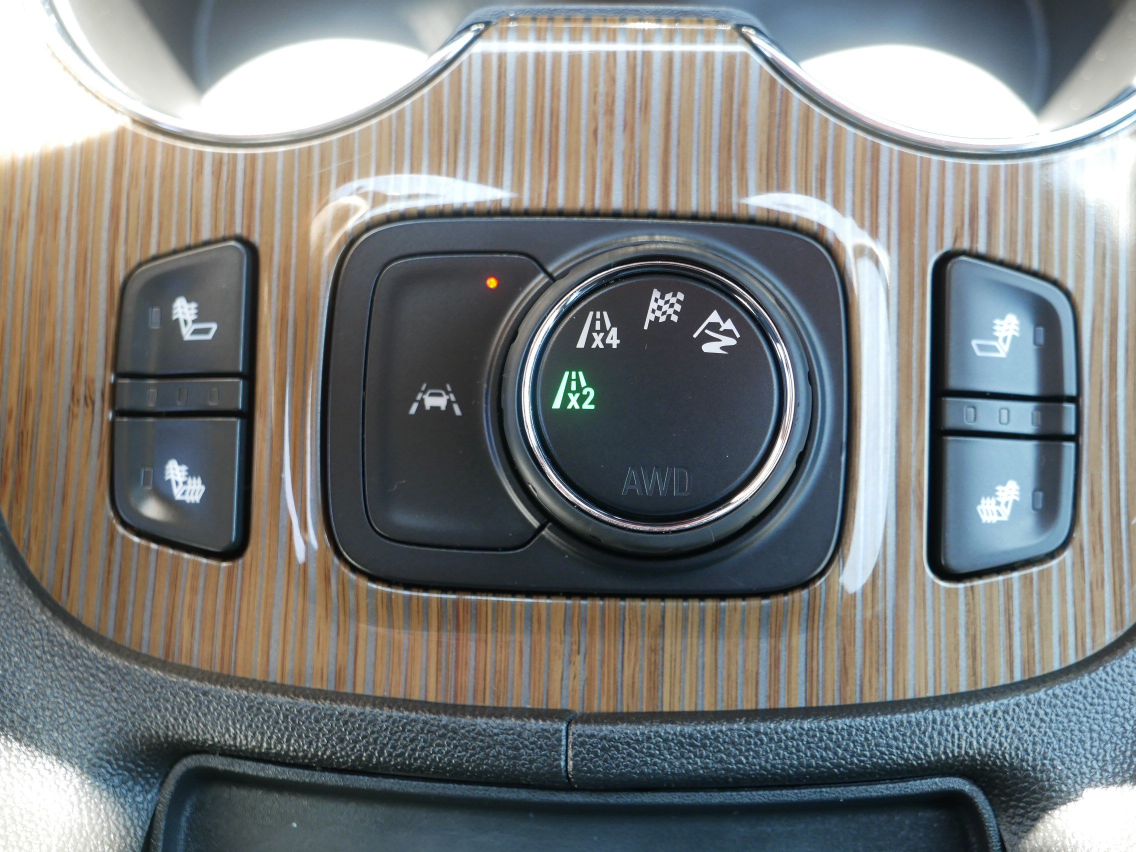Used 2023 GMC Acadia SLE w/ Driver Convenience Package AWD/4WD image 31