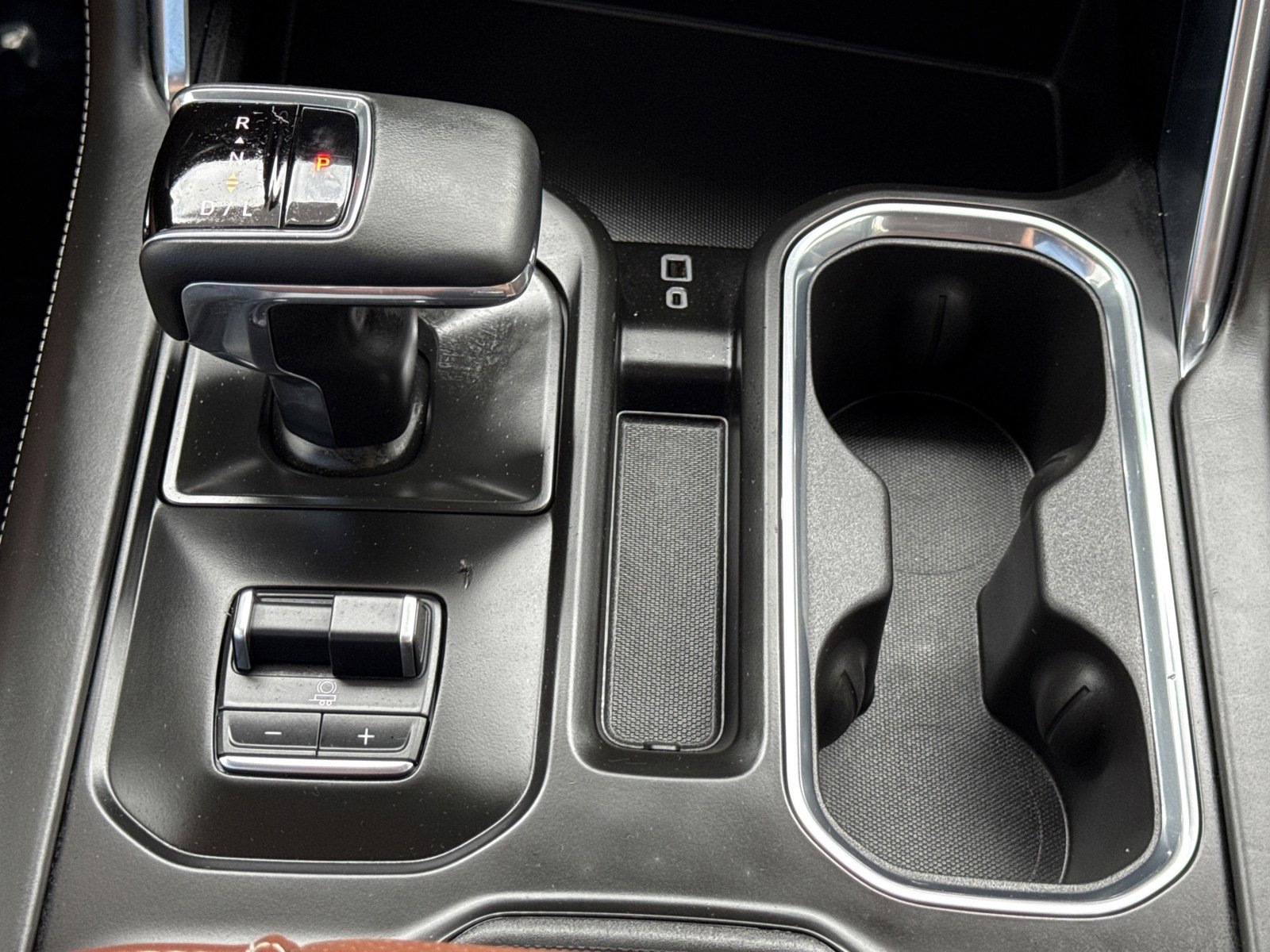Used 2024 GMC Sierra 1500 Denali Ultimate AWD/4WD image 35