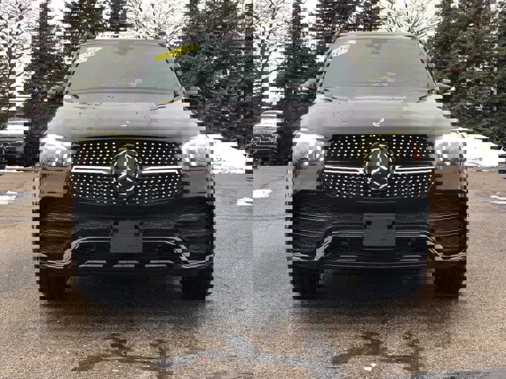 Used 2022 Mercedes-Benz GLE 350 GLE 350 w/ AMG Line Exterior image 2