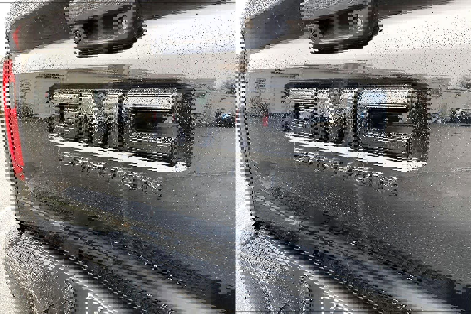 Used 2025 GMC Canyon AT4 w/ AT4X Package image 32