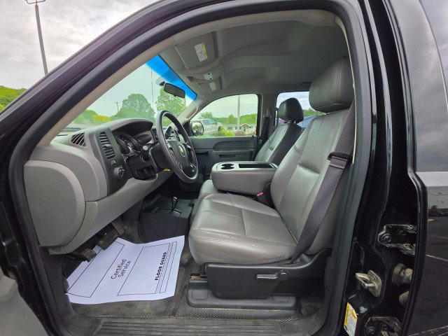 Used 2014 Chevrolet Silverado 2500 W/T AWD/4WD image 26