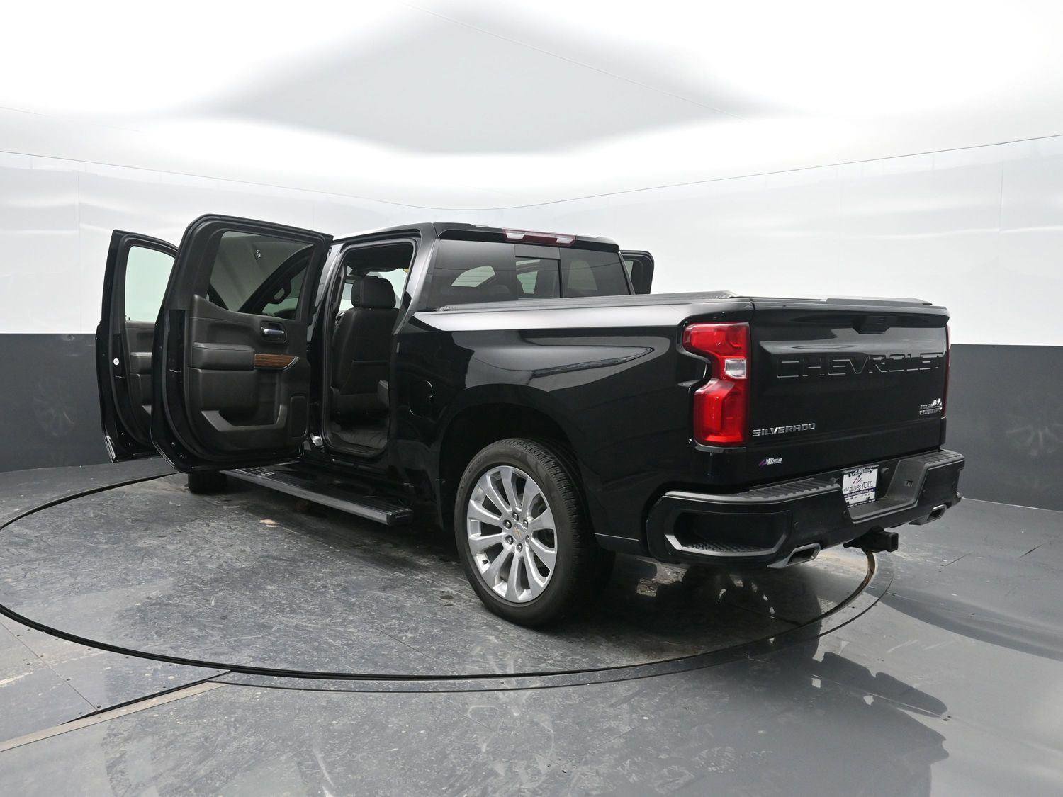 Used 2021 Chevrolet Silverado 1500 High Country image 53