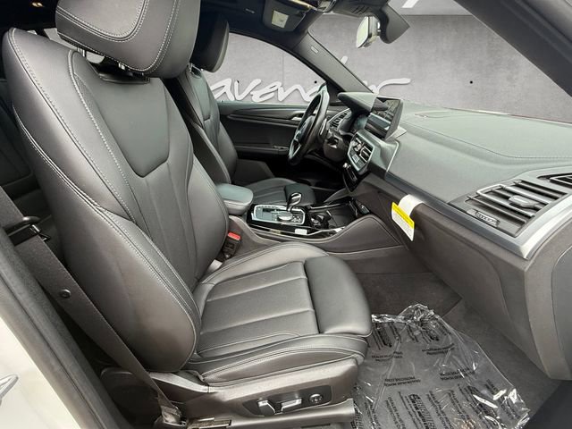 Used 2024 BMW X4 M40i w/ Premium Package image 24