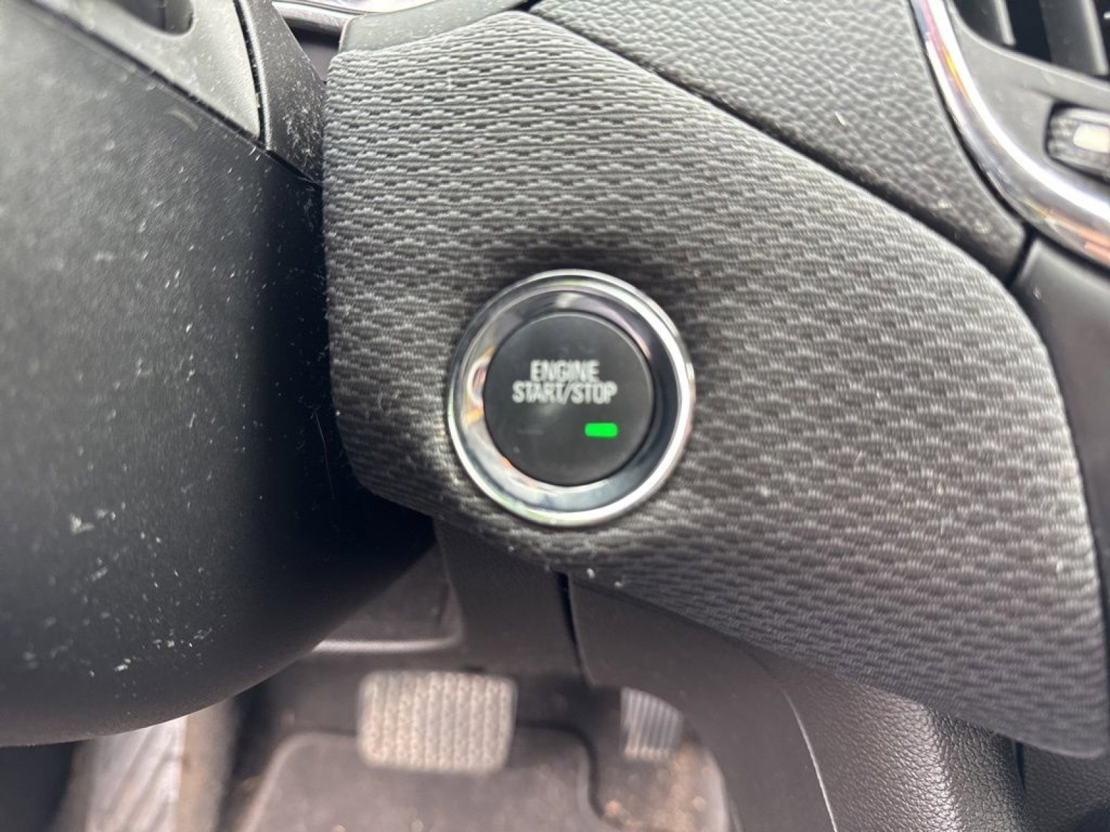 Used 2018 Chevrolet Cruze LT w/ Convenience Package FWD image 13