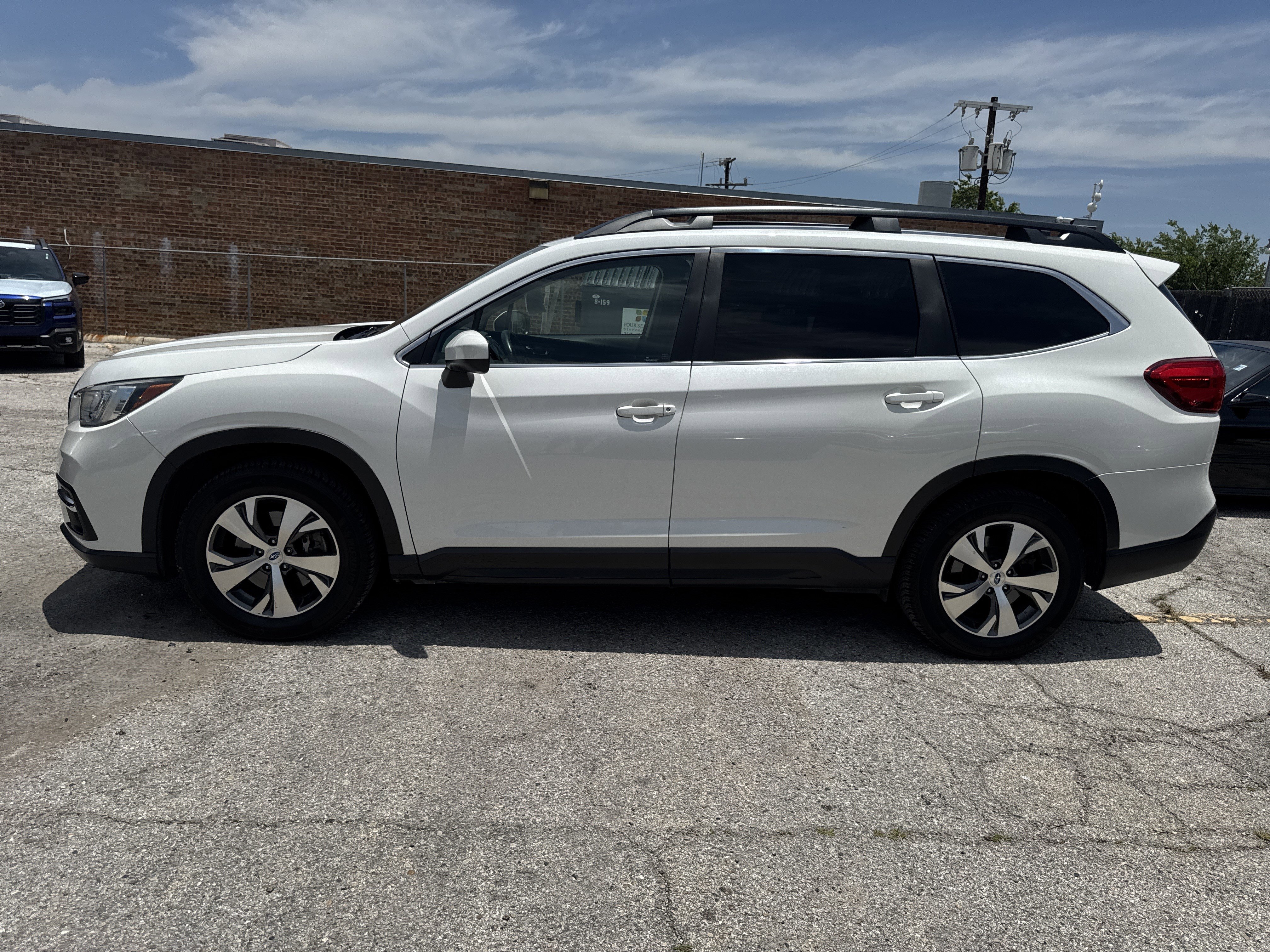 Used 2019 Subaru Ascent Premium AWD/4WD image 6