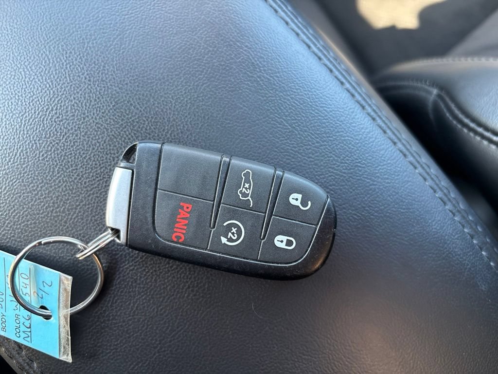 Used 2021 Jeep Grand Cherokee Laredo X AWD/4WD image 33