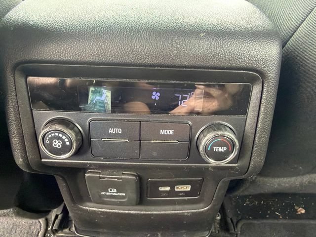 Used 2020 GMC Acadia SLE w/ Driver Convenience Package FWD image 22