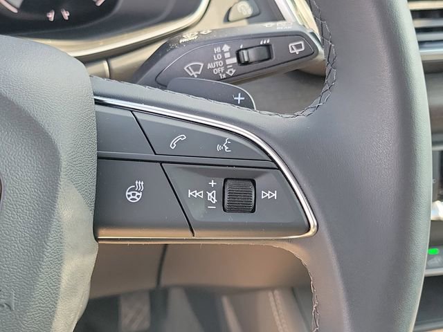 Used 2024 Audi Q5 e Premium Plus w/ Premium Plus Package image 12