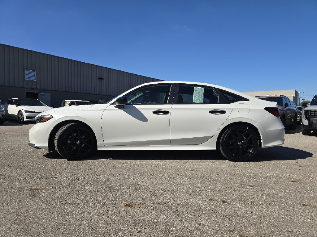 Used 2025 Honda Civic Sport image 11