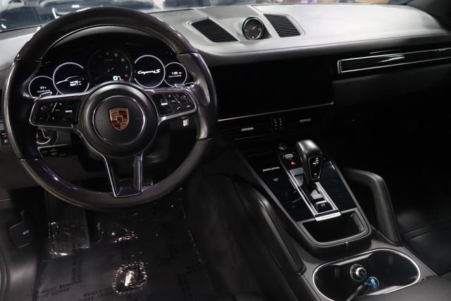 Used 2019 Porsche Cayenne S AWD/4WD image 10