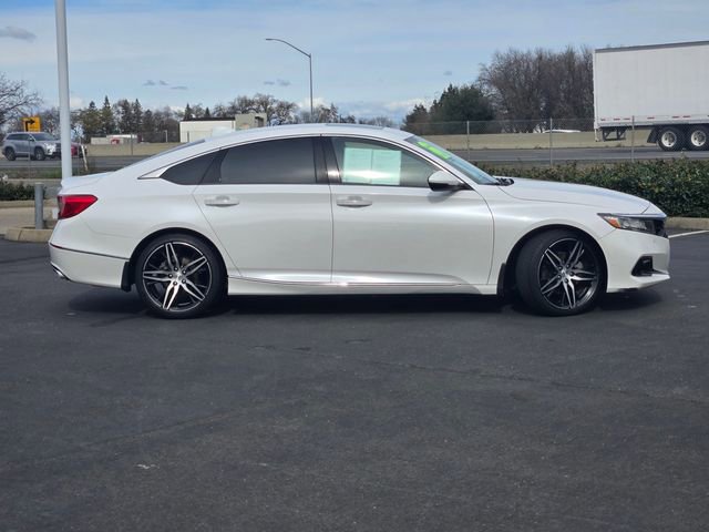 Used 2018 Honda Accord Sport image 3